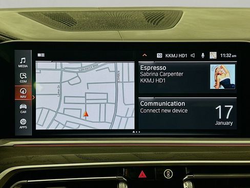 Used 2022 BMW X7 xDrive40i w/ M Sport Package image 15