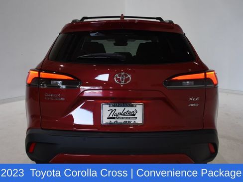 Used 2023 Toyota Corolla Cross XLE w/ Convenience Package AWD/4WD image 5