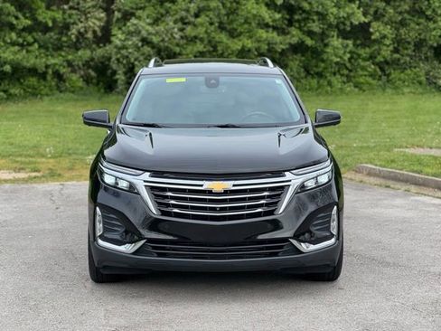 Used 2022 Chevrolet Equinox Premier image 2