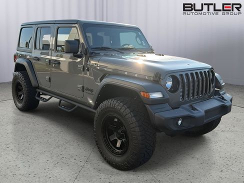 Used 2021 Jeep Wrangler Unlimited Sport AWD/4WD image 8