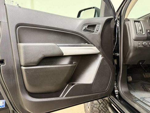 Used 2021 Chevrolet Colorado ZR2 AWD/4WD image 11
