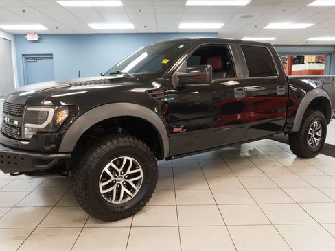 Used 2014 Ford F150 Raptor w/ Equipment Group 801A Luxury AWD/4WD image 2