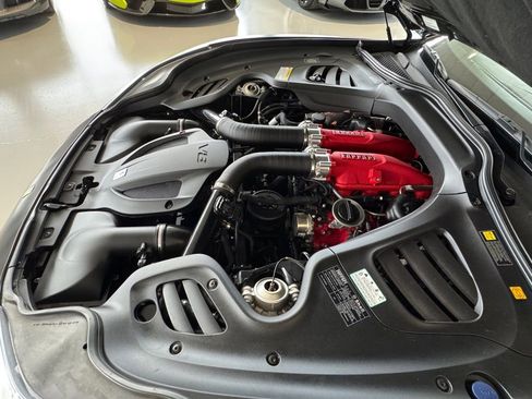 Used 2018 Ferrari GTC4Lusso T image 23