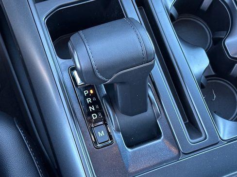 New 2025 Ford F150 Lariat w/ Equipment Group 502A High image 20