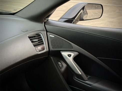 Used 2017 Chevrolet Corvette Stingray Convertible w/ 1LT image 37