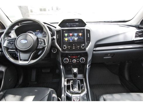 Used 2024 Subaru Forester Touring w/ POP Package 3 AWD/4WD image 9