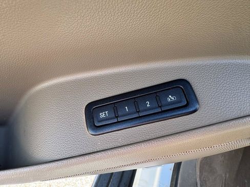 Used 2018 GMC Yukon SLT w/ Open Road Package AWD/4WD image 25