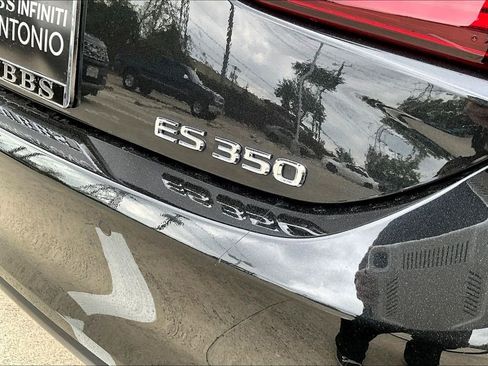 Used 2024 Lexus ES 350 350 w/ Premium Package image 44