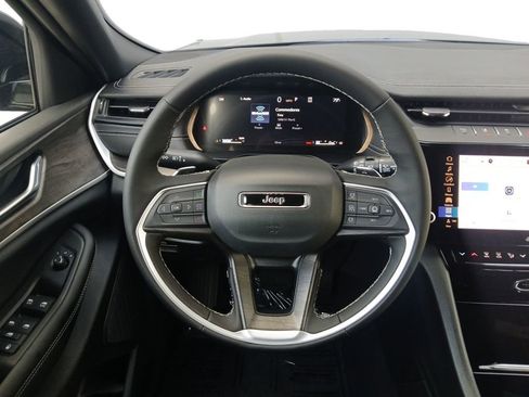 New 2026 Jeep Grand Cherokee L 2WD image 21