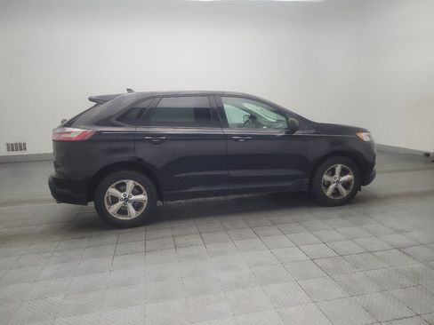 Used 2020 Ford Edge SE FWD image 10