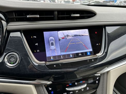 Used 2024 Cadillac XT6 Premium Luxury w/ Technology Package image 17