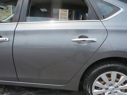 Used 2018 Nissan Sentra S FWD image 40