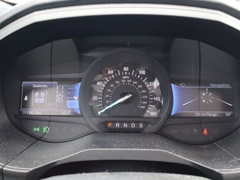 Used 2024 Ford Edge ST-Line w/ Class II Trailer Tow Package image 12