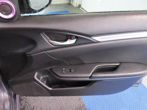 Used 2020 Honda Civic Sport image 33