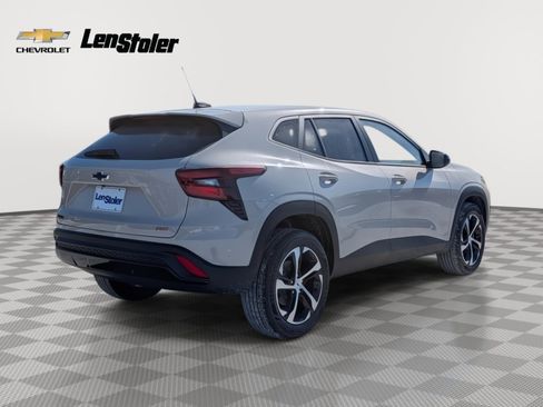 New 2026 Chevrolet Trax RS image 3