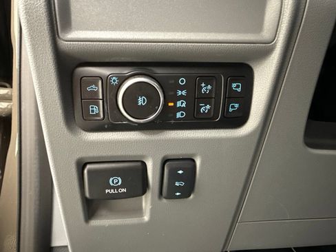 Used 2025 Ford F150 Lariat w/ Equipment Group 502A High AWD/4WD image 23