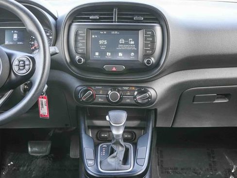Used 2021 Kia Soul S FWD image 15