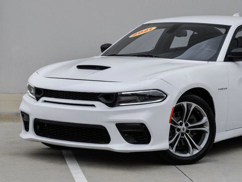 Used 2021 Dodge Charger R/T RWD image 7