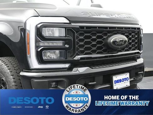 New 2026 Ford F250 XLT w/ XLT Premium Package AWD/4WD image 30