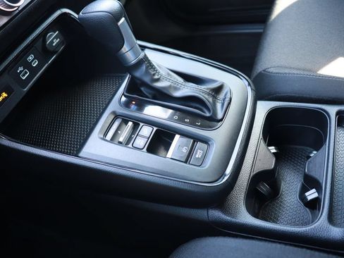 Used 2024 Honda CR-V EX image 16