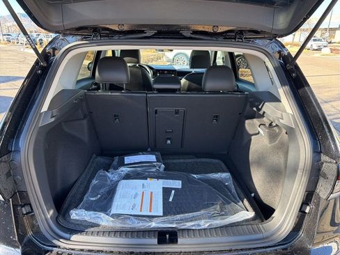 New 2025 Volkswagen Taos SE image 23