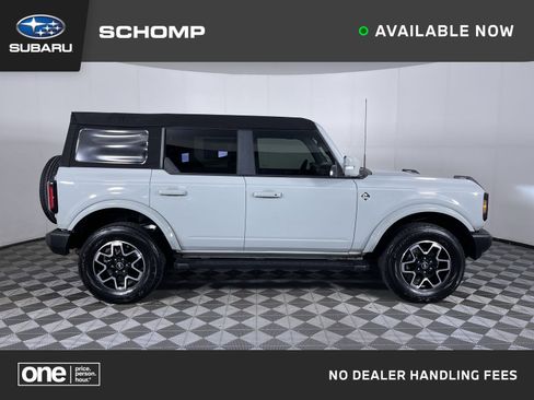 Used 2023 Ford Bronco Outer Banks image 1