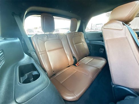 Used 2023 Lincoln Aviator Reserve image 31