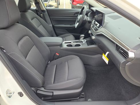 New 2026 Nissan Altima 2.5 SV FWD image 20