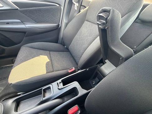 Used 2017 Honda Fit EX image 25