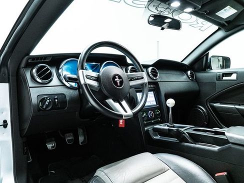 Used 2008 Ford Mustang GT RWD image 25