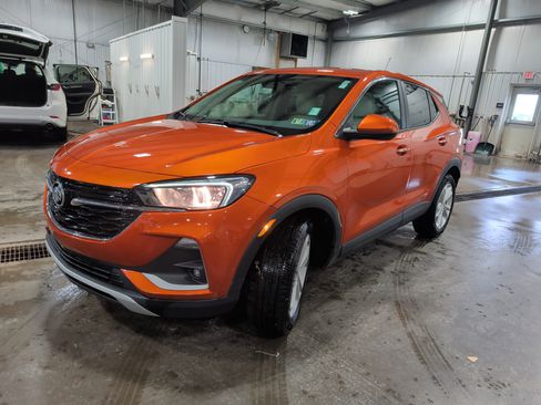Used 2023 Buick Encore GX Preferred w/ Cold Weather Comfort Package FWD image 6