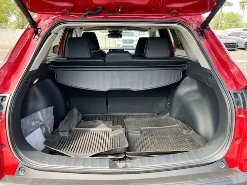 Used 2024 Toyota Corolla Cross XLE w/ Convenience Package FWD image 26