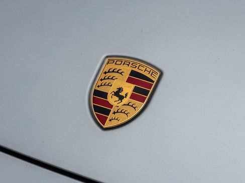 Certified 2021 Porsche Cayenne S AWD/4WD image 17