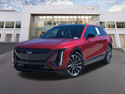 Used 2026 Cadillac Lyriq Premium Sport AWD/4WD image 1