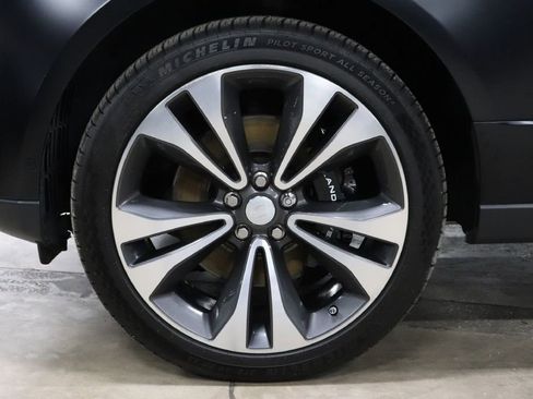Used 2020 Land Rover Range Rover SV Autobiography Dynamic image 38