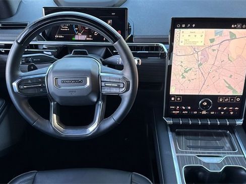 Used 2024 GMC Sierra EV Denali image 14