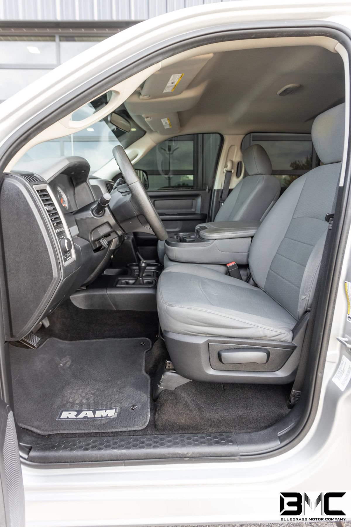 Used 2014 RAM 2500 Tradesman w/ Chrome Appearance Group AWD/4WD image 15