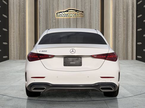 Used 2022 Mercedes-Benz C 300 Sedan image 10
