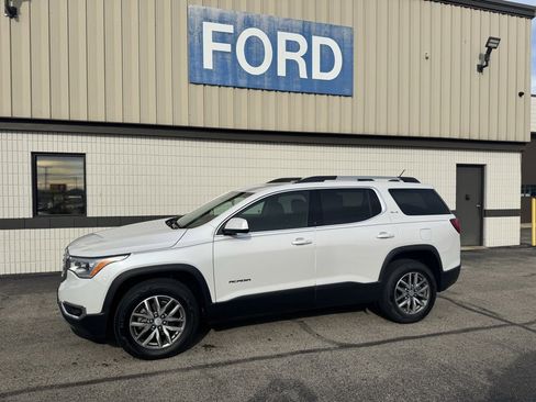 Used 2018 GMC Acadia SLE image 2
