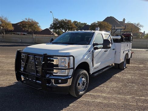 New 2025 Ford F350 XL w/ XL Chrome Package image 1