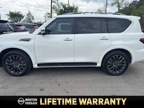Used 2023 Nissan Armada Platinum w/ Captain's Chairs Package image 4