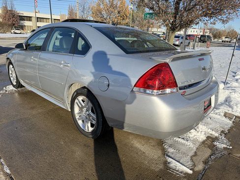 Used 2011 Chevrolet Impala LT w/ Luxury Edition Package image 7