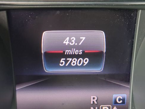 Used 2019 Mercedes-Benz GLA 250 image 31