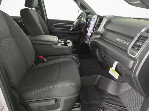 New 2026 RAM 3500 Big Horn AWD/4WD image 26