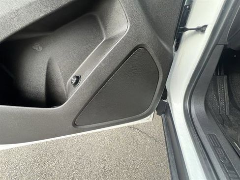 Used 2019 Chevrolet Equinox LT w/ Sun & Navigation Package image 25