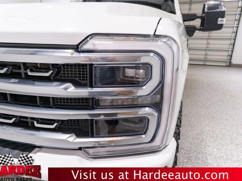 Used 2024 Ford F250 Platinum AWD/4WD image 8