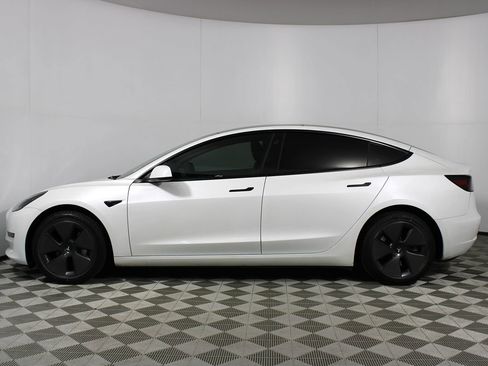 Used 2023 Tesla Model 3 Standard Range image 27