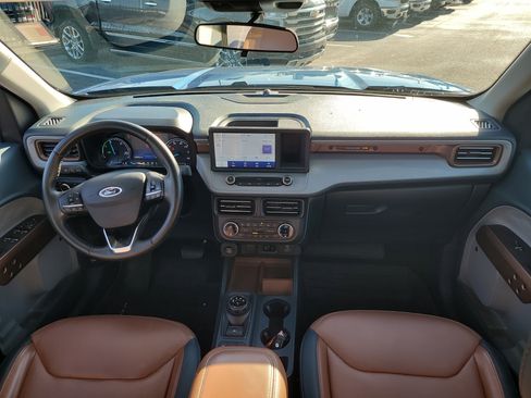 Used 2023 Ford Maverick Lariat w/ Lariat Luxury Package image 14