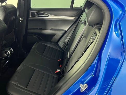 Used 2024 Alfa Romeo Stelvio Veloce image 28
