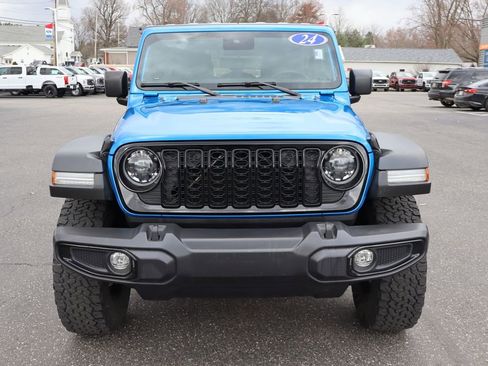 Used 2024 Jeep Wrangler Willys image 11